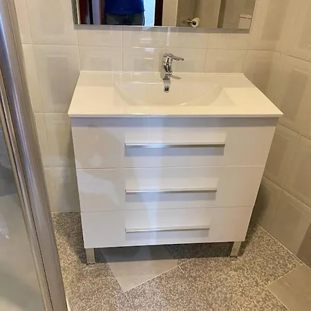 Piso Grande De 120 M2, A 15' De La Playa En Coche Apartment Huelva